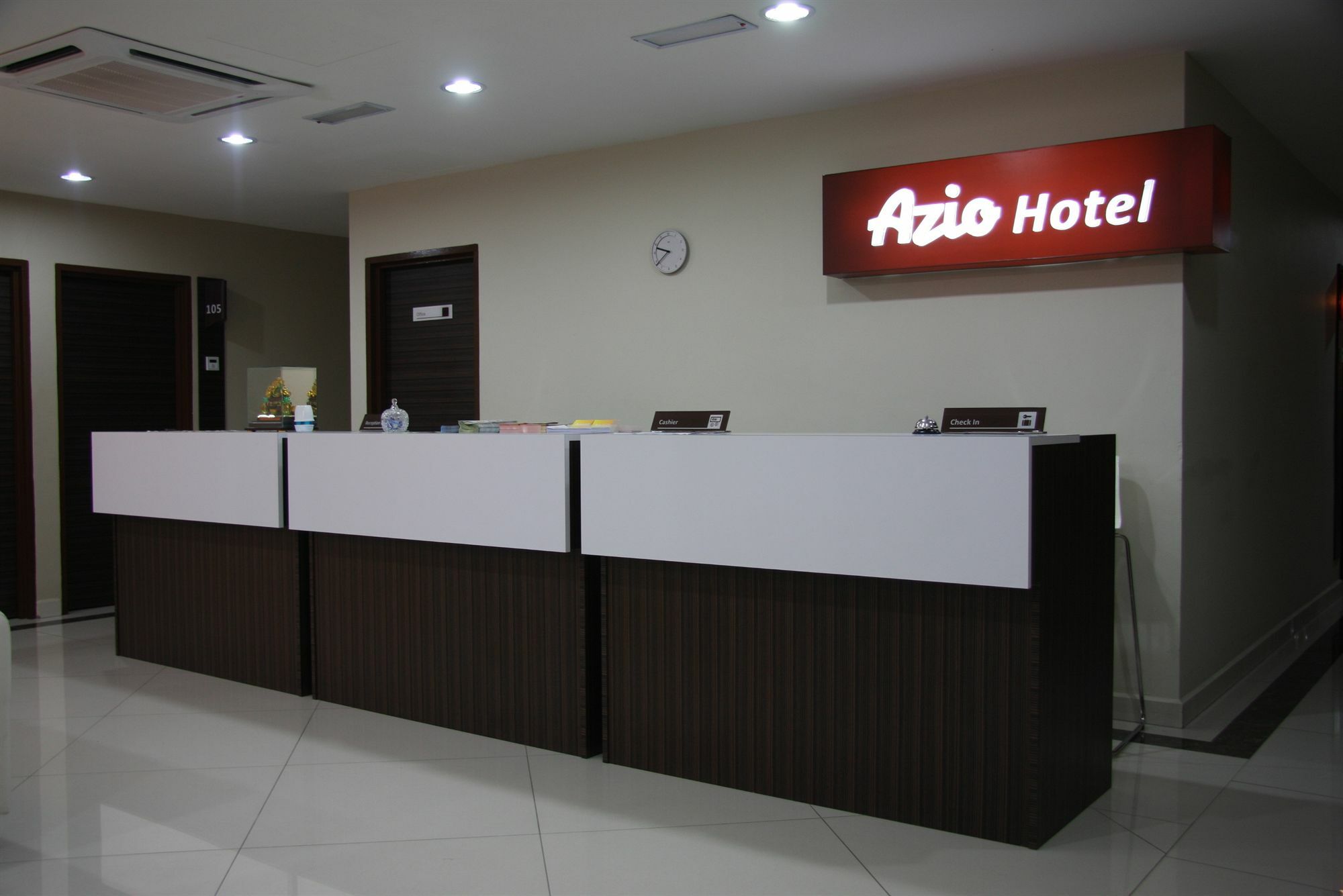 Azio Hotel Kuah Exterior foto